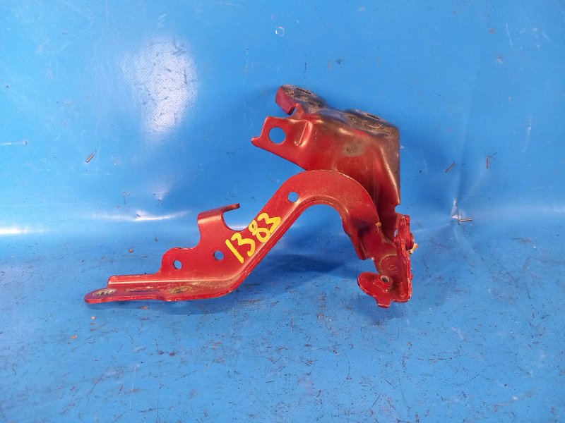 Петля капота левая IS250/350 05-13 2009 GSE21L 3.5 2GR-FSE Петля капота левая IS250/350 05-13 2009 GSE21L 3.5 2GR-FSE