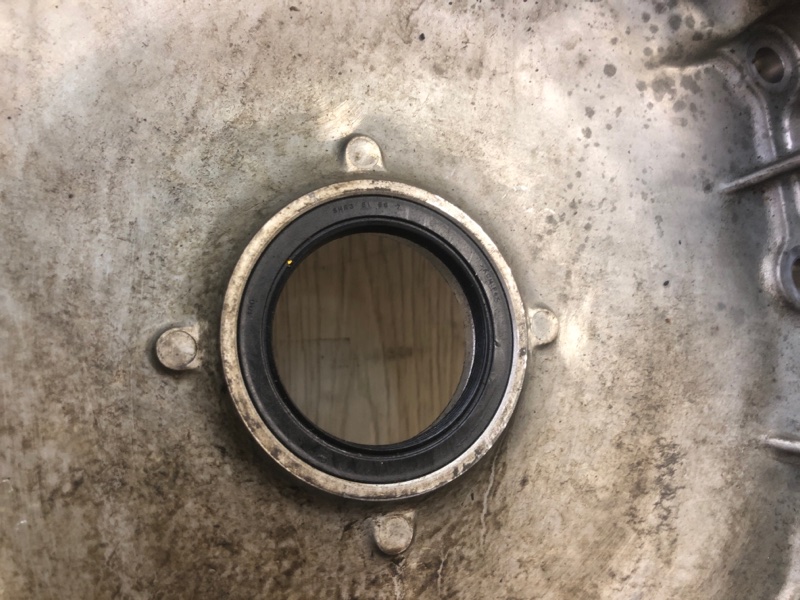 Крышка АКПП передняя OUTLANDER XL 05-13