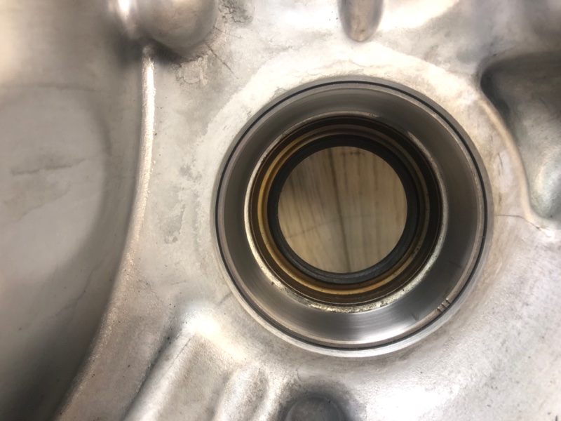 Крышка АКПП передняя OUTLANDER XL 05-13