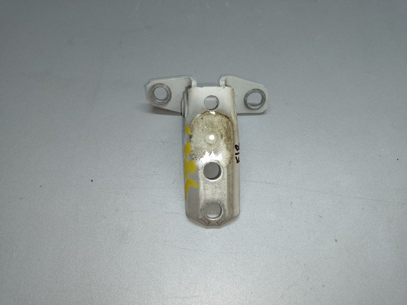 Запчасть петля двери нижняя передняя правая MITSUBISHI LANCER X 10 07-15 2014 2.0 4B11 5702A063 Б/У Петля двери нижняя передняя правая MITSUBISHI LANCER X 10 07-15 2014 2.0 4B11 5702A063 Б/У