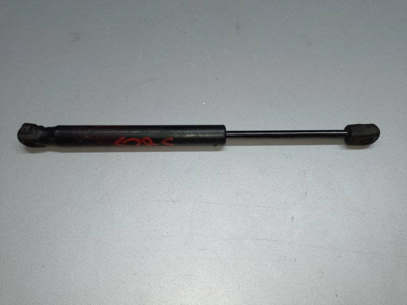 Амортизатор крышки багажника MITSUBISHI LANCER X 10 07-15 2014 2.0 4B11 5925A042 Б/У