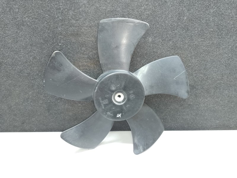 Крыльчатка вентилятора основного радиатора левая MITSUBISHI LANCER X 10 07-15 2014 2.0 4B11 1355A095 Б/У