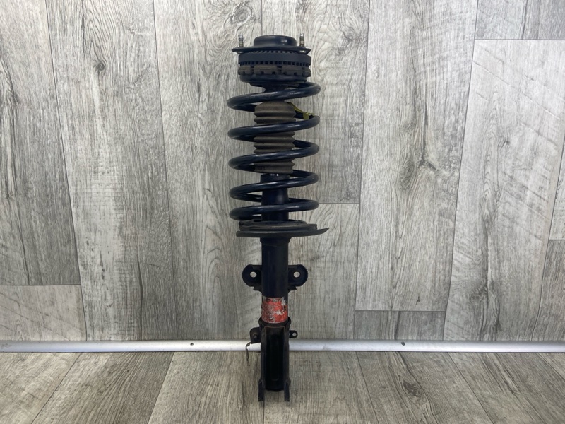 Амортизатор передний DODGE GRAND CARAVAN 08- 5066338AA Б/У