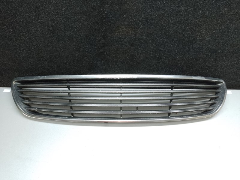 Решетка радиатора LEXUS ES300 ES330 01-06 2005 XV30 3.3 3MZFE 53101-33140 Б/У