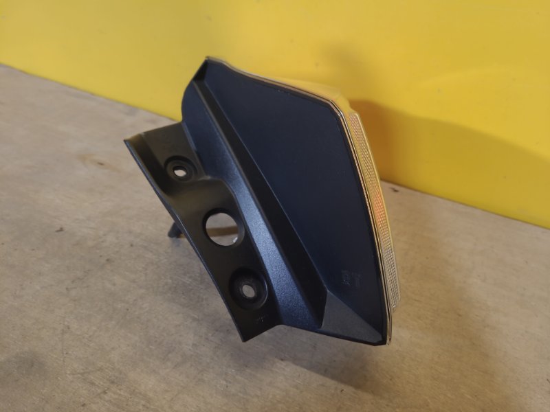 Фонарь наружный правый RAV4 13-19 Фонарь наружный правый RAV4 13-19