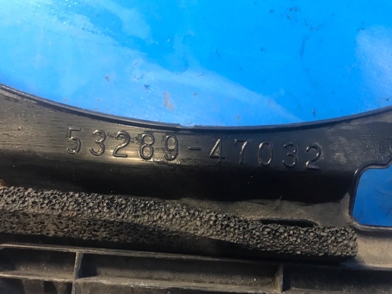 Накладка передней панели верх PRIUS - 30 09-17 2012 ZVW30 1.8 2ZRFXE