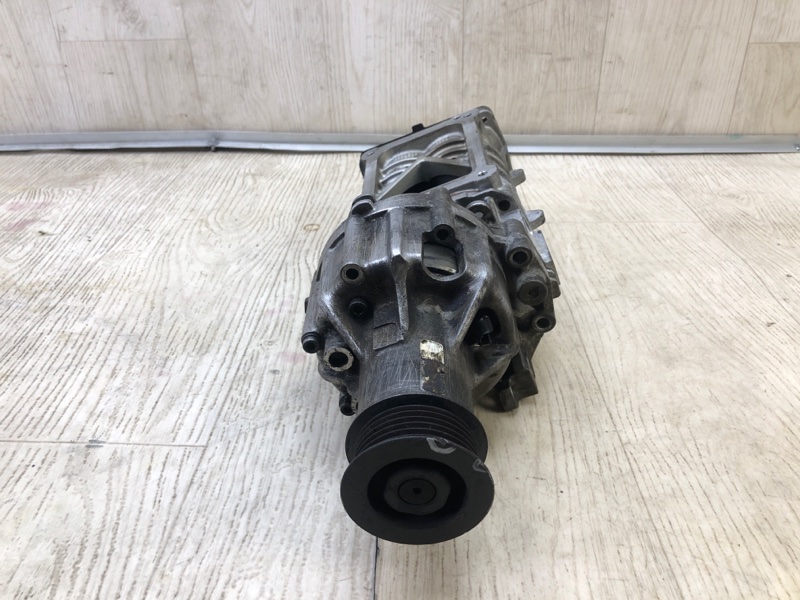 Нагнетатель воздуха VOLVO XC90 15-19 Внедорожник B4204T27