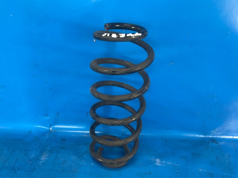 Пружина задней подвески TOYOTA PRIUS - 30 09-17 2012 ZVW30 1.8 2ZRFXE 4823147140 Б/У