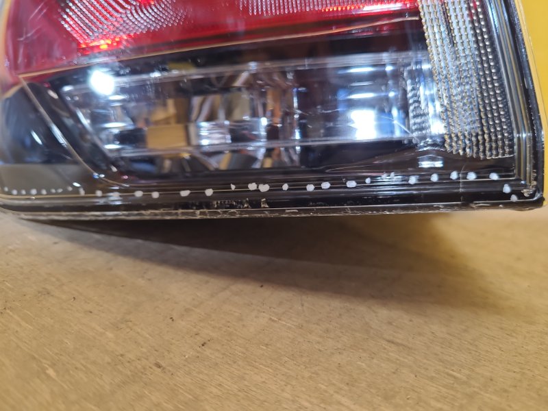 Фонарь наружный левый RAV4 13-19 Фонарь наружный левый RAV4 13-19