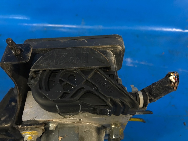Блок ABS SENTRA B17 12-21 2015 B17 1.8 MRA8DE