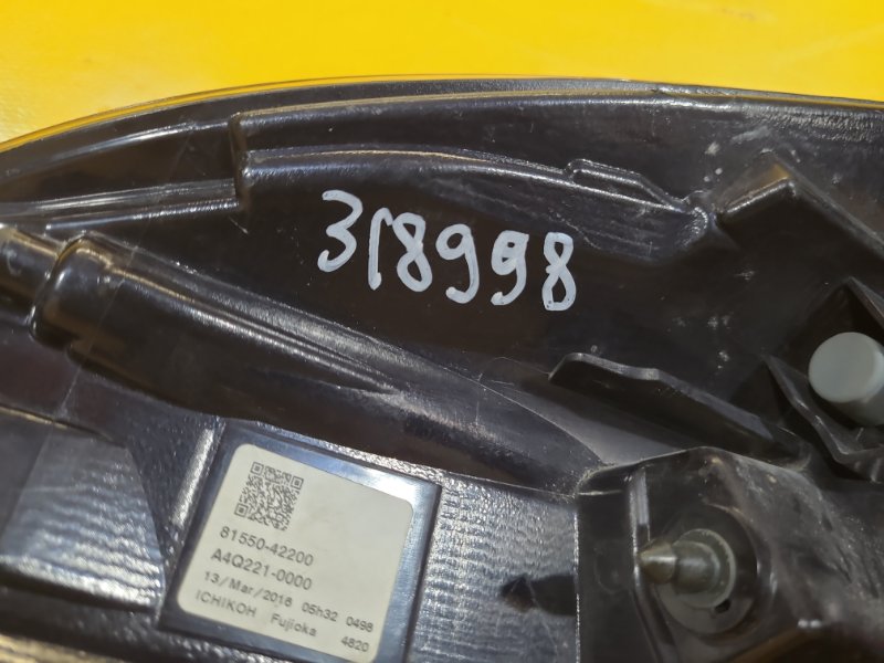 Фонарь наружный правый RAV4 13-19 Фонарь наружный правый RAV4 13-19