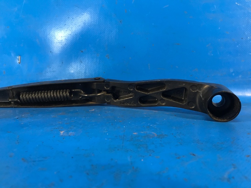 Поводок стеклоочистителя передний левый SENTRA B17 12-21 2015 B17 1.8 MRA8DE