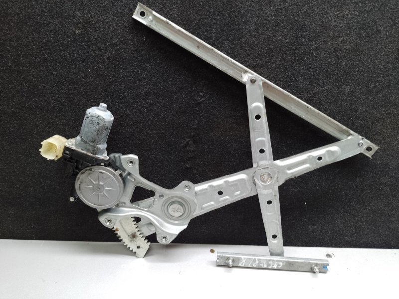 Стеклоподъемник задний правый NISSAN X-TRAIL/ROGUE T32 13-20 2015 T32 2.5 QR25DE 82720-4BA2A Б/У