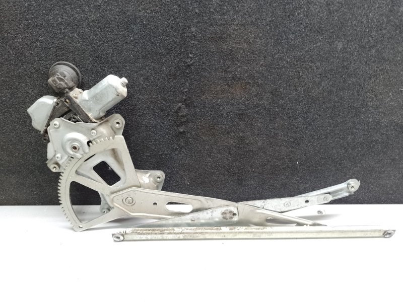 Стеклоподъемник задний левый PRIUS - 30 09-17 Стеклоподъемник задний левый PRIUS - 30 09-17