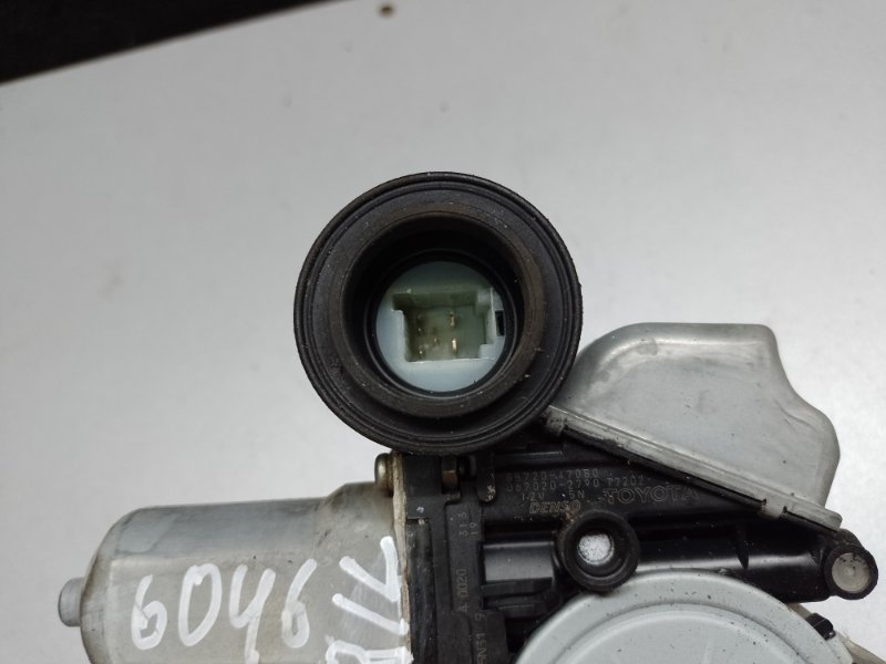 Стеклоподъемник задний левый PRIUS - 30 09-17 Стеклоподъемник задний левый PRIUS - 30 09-17