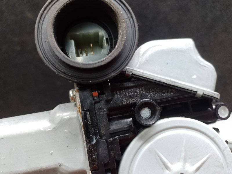 Стеклоподъемник передний левый TOYOTA PRIUS - 30 09-17