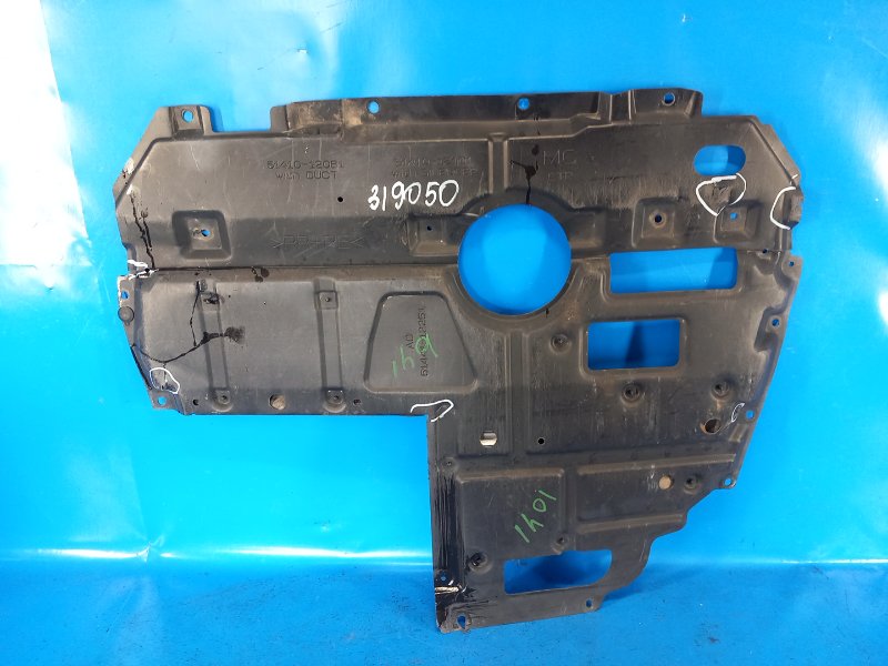 Защита двигателя TOYOTA PRIUS - 30 09-17 2010 ZVW30 5141012101 Б/У