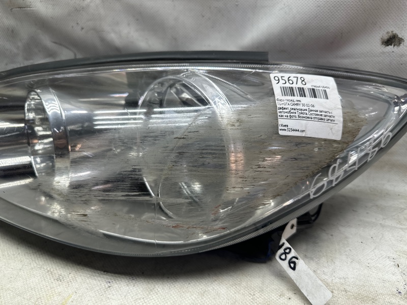 Фара передняя левая TOYOTA CAMRY 30 02-06