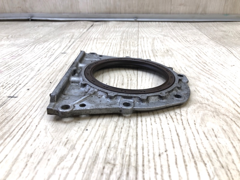 Крышка коленвала задняя LAND CRUISER 90 96-03 3.4 5VZ-FE