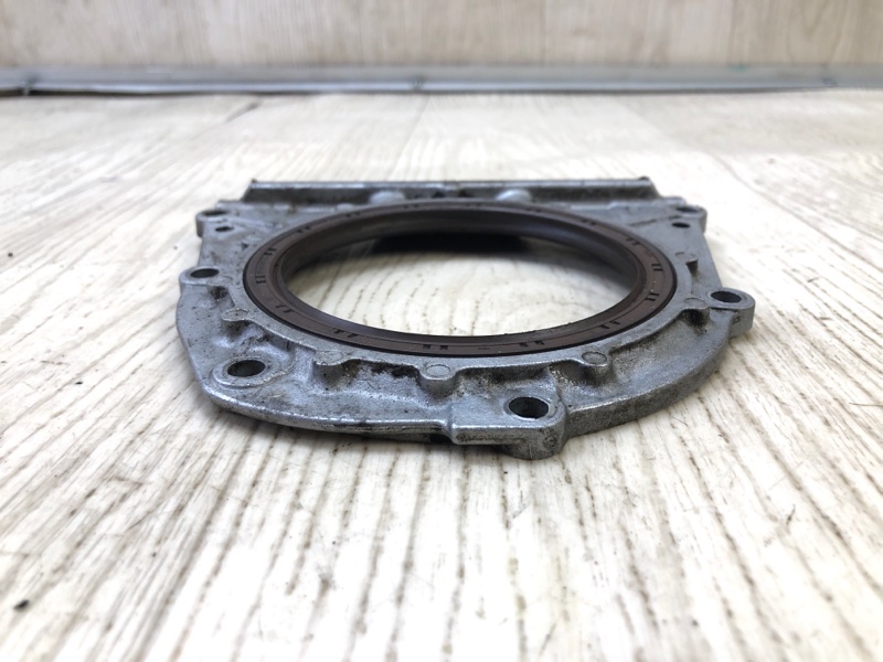 Крышка коленвала задняя LAND CRUISER 90 96-03 3.4 5VZ-FE