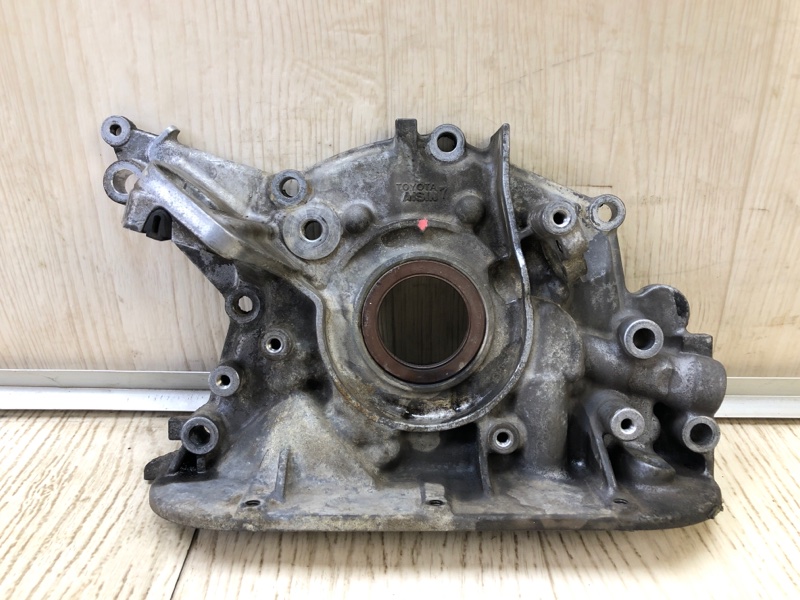 Масляный насос TOYOTA LAND CRUISER 90 96-03 3.4 5VZ-FE 1510062050 Б/У