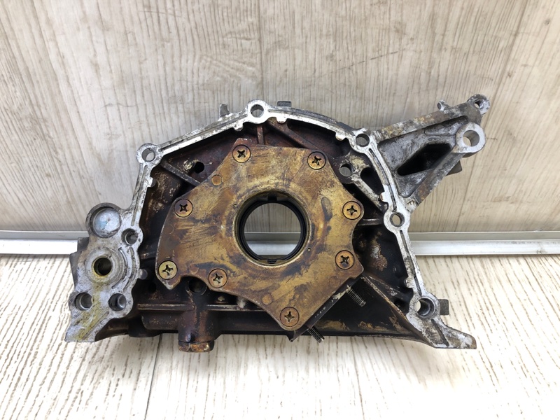 Масляный насос LAND CRUISER 90 96-03 3.4 5VZ-FE
