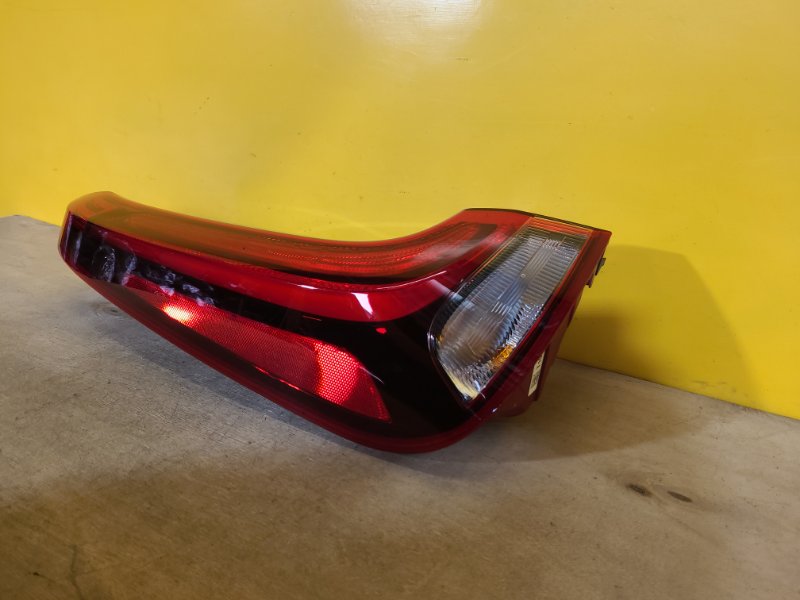 Фонарь наружный левый KIA SOUL SK3 19-