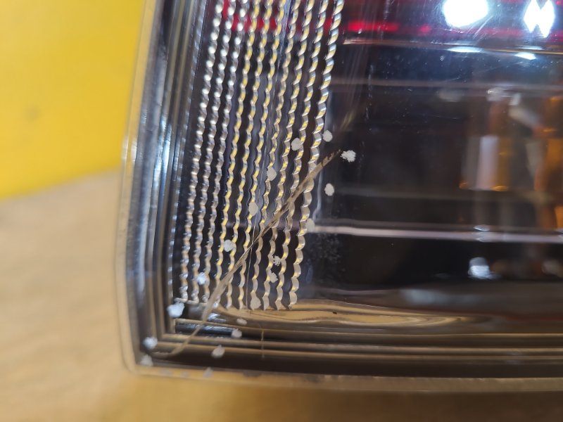 Фонарь наружный правый RAV4 13-19 Фонарь наружный правый RAV4 13-19