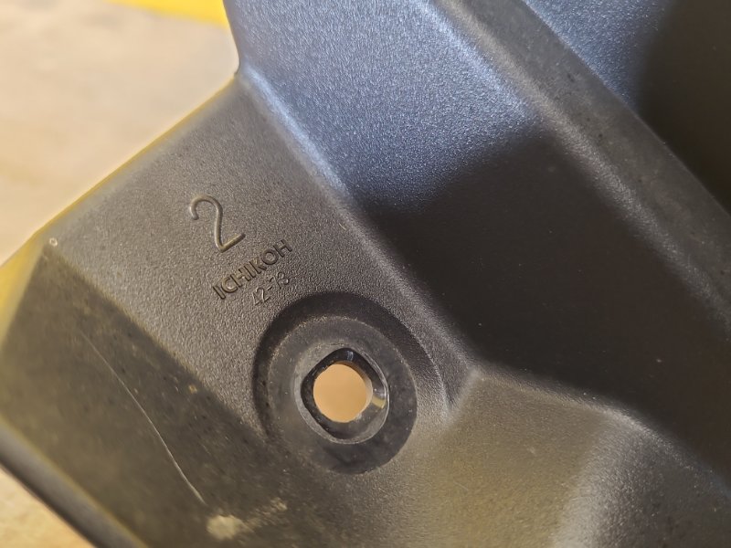 Фонарь наружный правый RAV4 13-19 Фонарь наружный правый RAV4 13-19