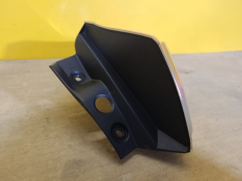 Фонарь наружный правый RAV4 13-19 Фонарь наружный правый RAV4 13-19