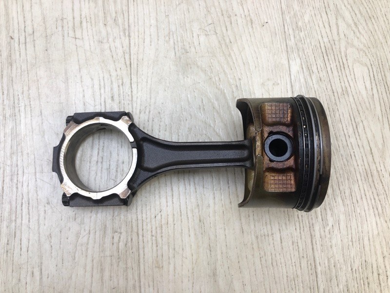 Поршень TOYOTA LAND CRUISER 90 96-03 3.4 5VZ-FE 131016206001 Б/У