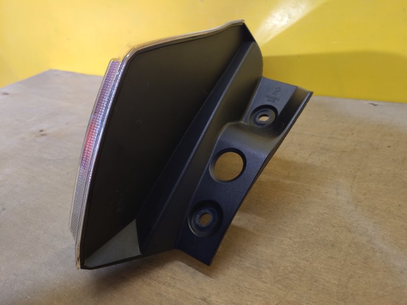 Фонарь наружный левый RAV4 13-19 Фонарь наружный левый RAV4 13-19