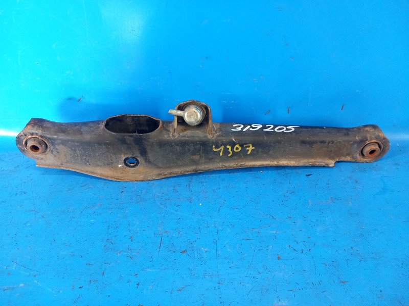 Рычаг задней подвески поперечный нижний OUTLANDER GF 12- 2013 2.4