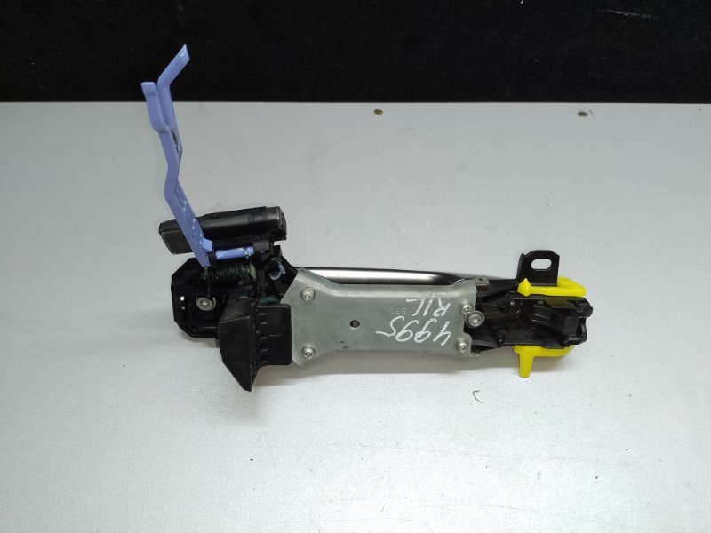 Ручка двери наружная задняя левая PRIUS - 30 09-17 2013 1.8 2ZRFXE Ручка двери наружная задняя левая PRIUS - 30 09-17 2013 1.8 2ZRFXE