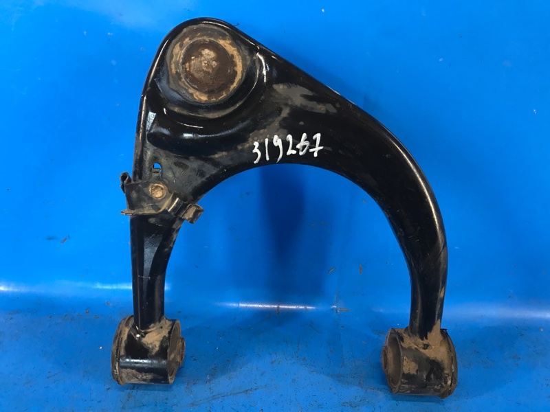 Рычаг передней подвески верхний левый TOYOTA TUNDRA 07-13 2008 4.0 1GRFE 486300C010 Б/У