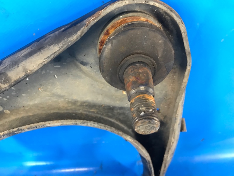 Рычаг передней подвески верхний левый TOYOTA TUNDRA 07-13 4.0 1GRFE