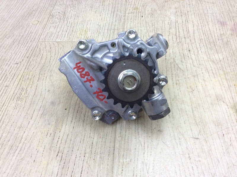 Запчасть масляный насос TOYOTA CAMRY 70 17- 2018 GSV70 2.5 A25AFKS 1510025031 Б/У Масляный насос TOYOTA CAMRY 70 17- 2018 GSV70 2.5 A25AFKS 1510025031 Б/У
