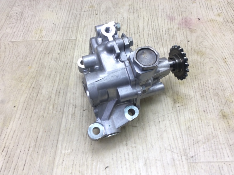 Масляный насос TOYOTA CAMRY 70 17- GSV70 2.5 A25AFKS Масляный насос TOYOTA CAMRY 70 17- GSV70 2.5 A25AFKS