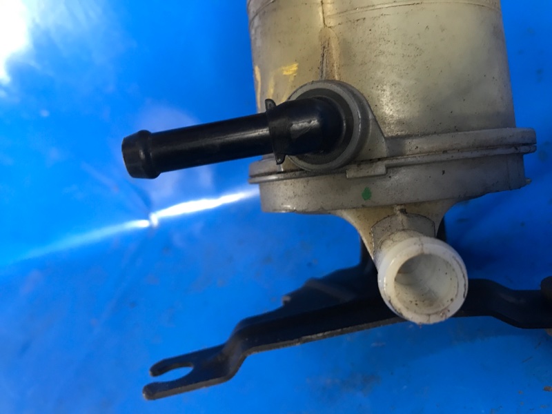 Бачок ГУР TOYOTA TUNDRA 07-13 4.0 1GRFE