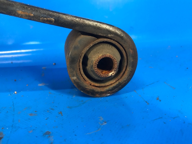 Рессора задняя левая TUNDRA 07-13 2008 4.0 1GRFE