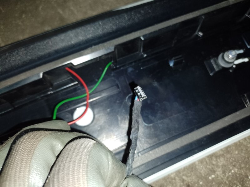 Спойлер крышки багажника AUDI Q5 08-16 8R CPMB 2.0 TFSI