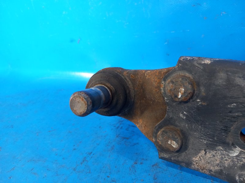 Рычаг передней подвески нижний правый KIA SOUL PS 13-19 1.6 G4FD