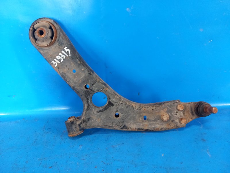 Рычаг передней подвески нижний левый KIA SOUL PS 13-19 2016 1.6 G4FD 54500-B2000 Б/У