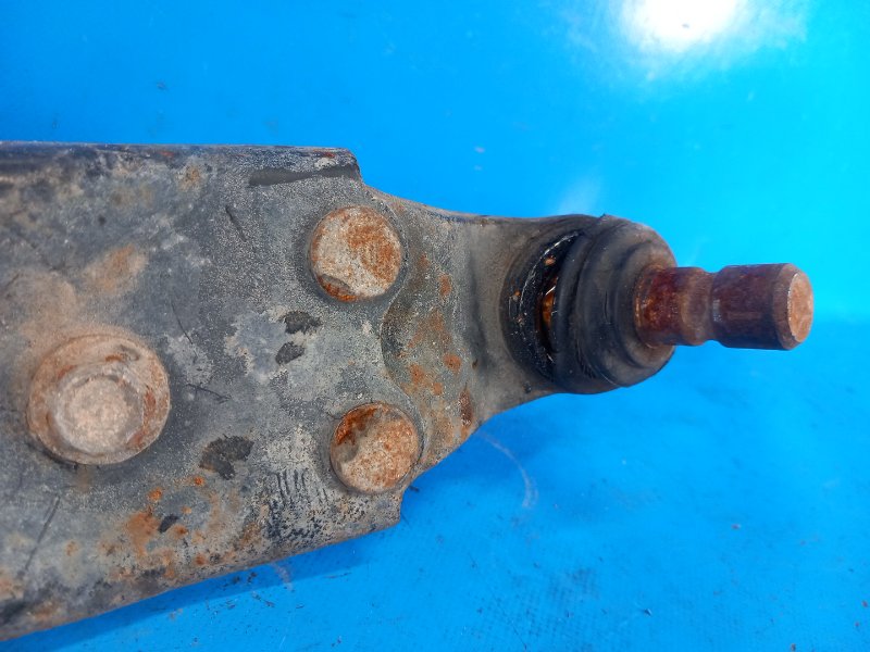 Рычаг передней подвески нижний левый KIA SOUL PS 13-19 1.6 G4FD