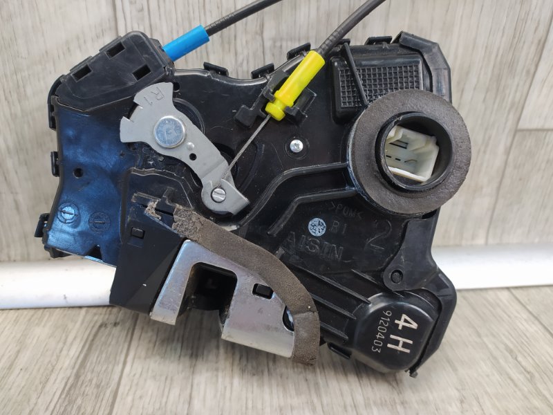 Замок двери передний правый KIZASHI 09-14 2010 Седан 2.4