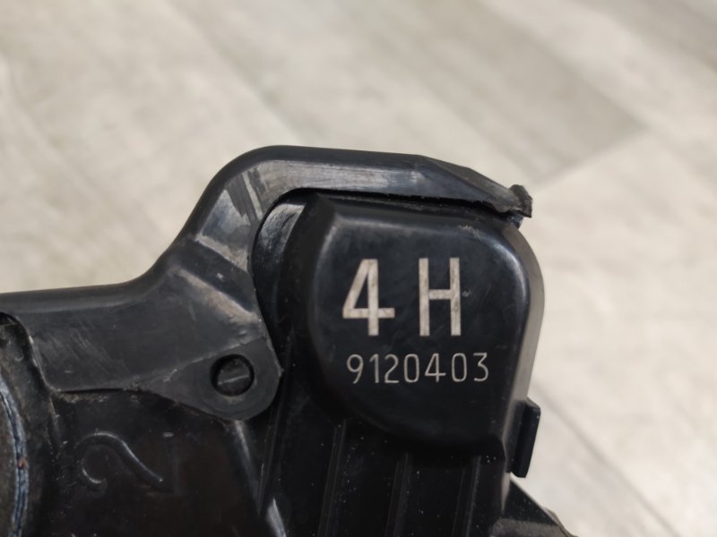 Замок двери передний правый KIZASHI 09-14 2010 Седан 2.4