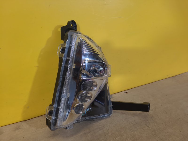 Дневной ходовой огонь правый PRIUS 16-