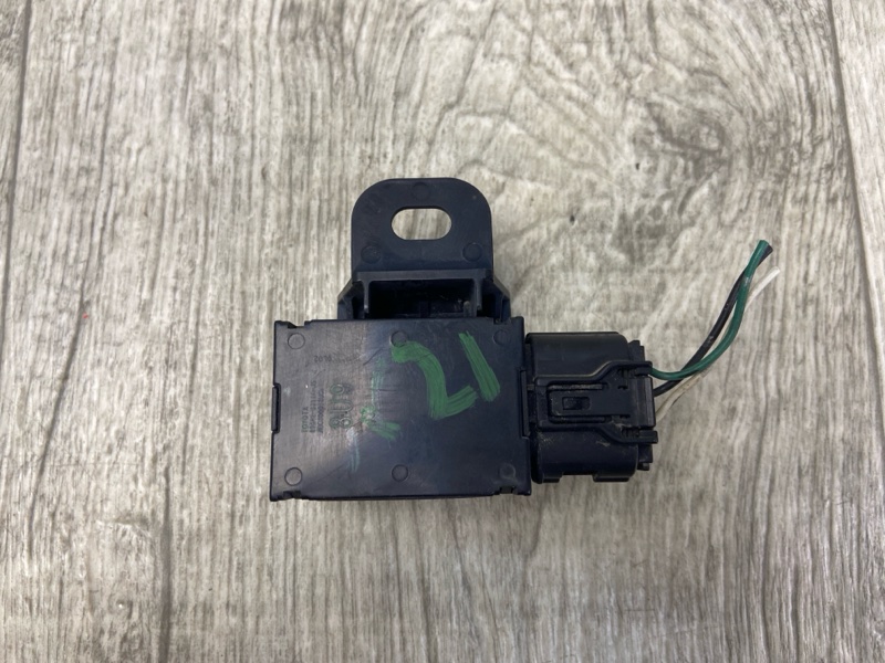 Датчик парктроника ES350 06-12 2011 SEDAN 3.5 2GR-FE Датчик парктроника ES350 06-12 2011 SEDAN 3.5 2GR-FE