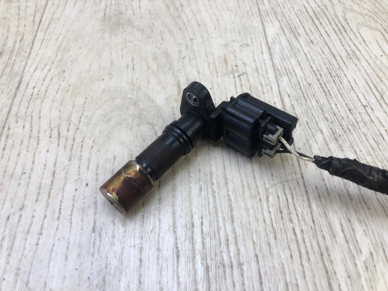 Датчик положения коленвала TUNDRA 07-13 2008 4.0 1GRFE