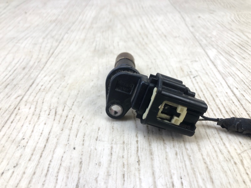 Датчик положения коленвала TUNDRA 07-13 2008 4.0 1GRFE